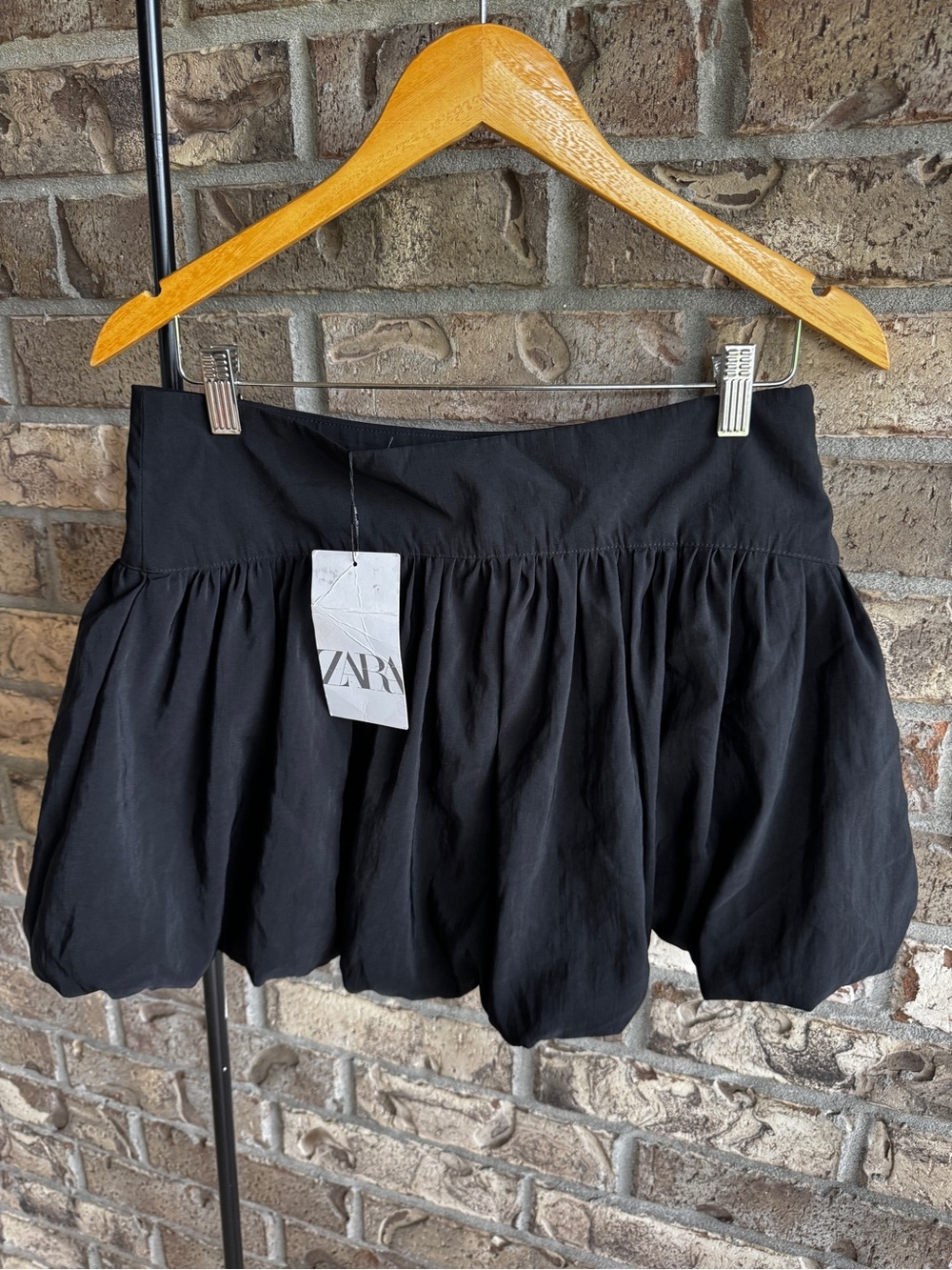 Zara Black Bubble Hem Mini Skort Size M NWT Balloon Puff Skirt With Shorts - Picture 3 of 12